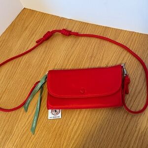 Gogi Berry Red Nylon Crossbody Wildwood Bag - Vera Bradley